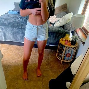 American Eagle Size 0 acid washed jean shorts